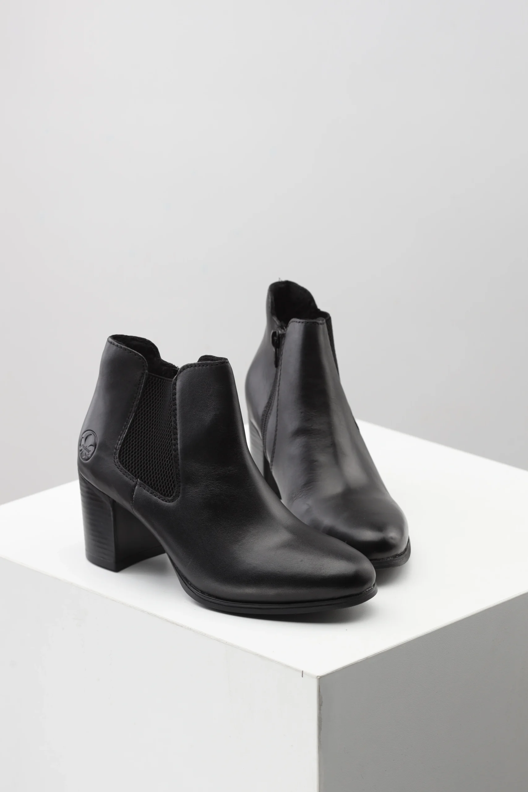 _IGG8015 Ženske Gležnjače 50194-00 crna - Slika 4