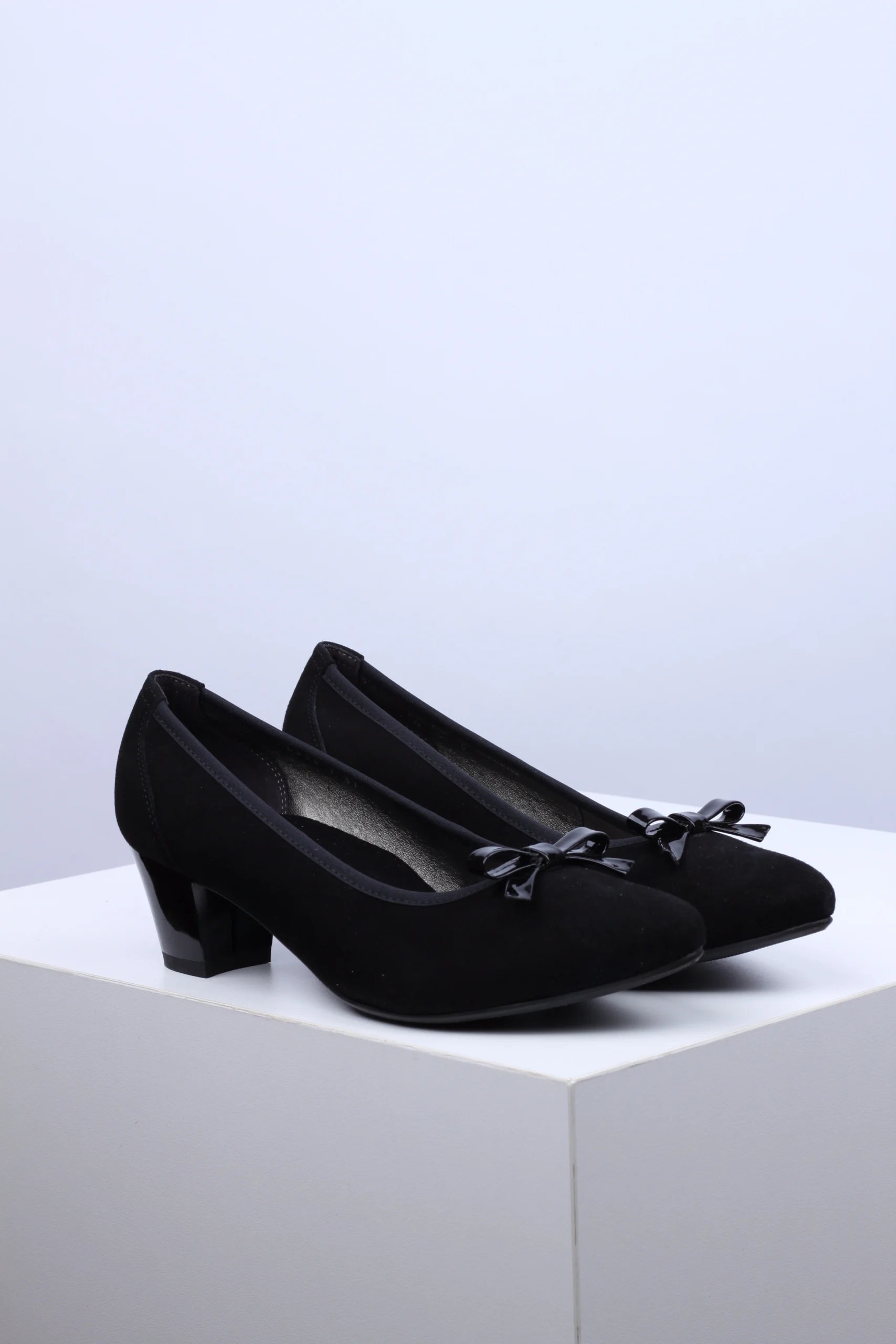 IMG_7195 Ženske Cipele 5833 crne - Slika 1