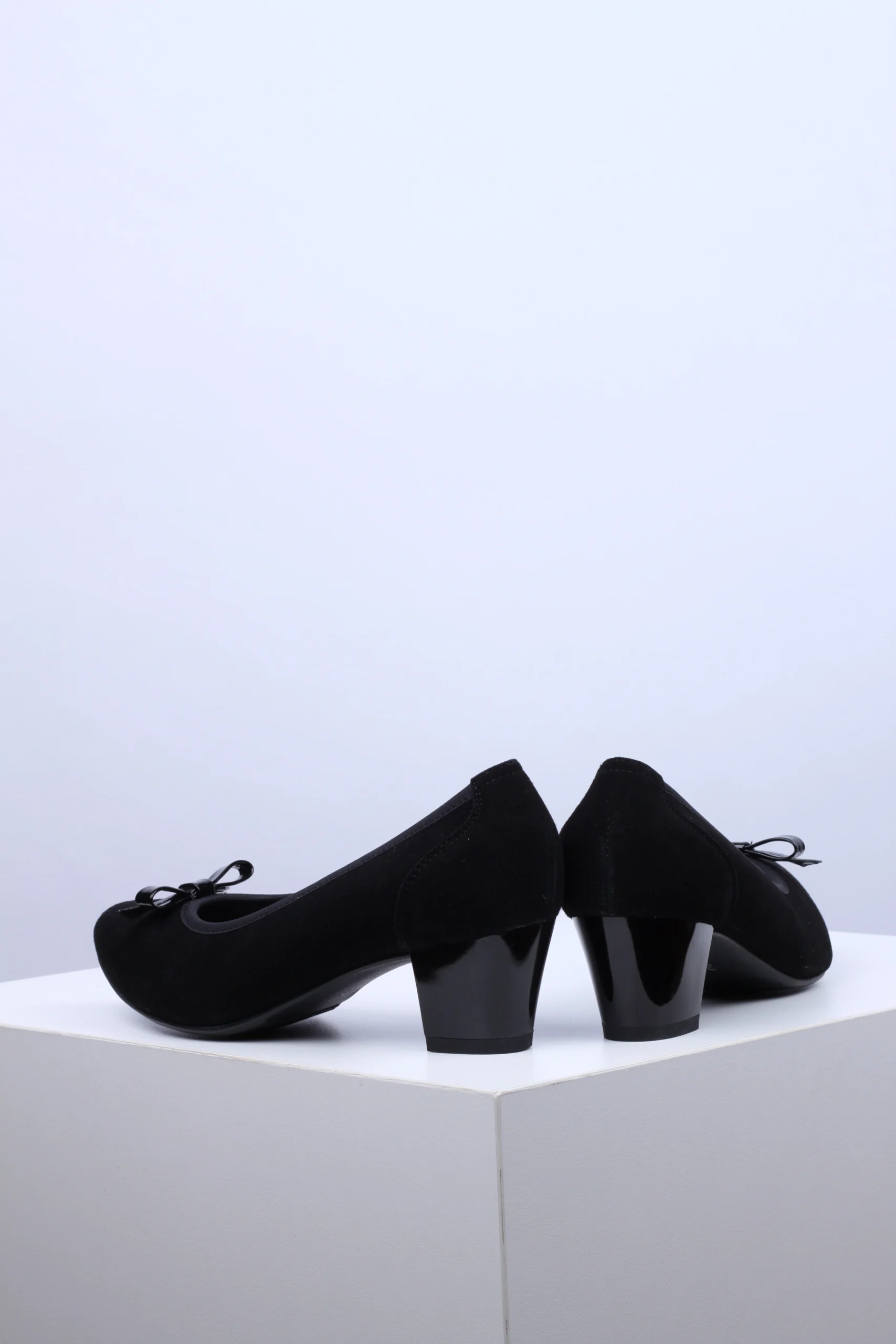 IMG_7198 Ženske Cipele 5833 crne - Slika 4