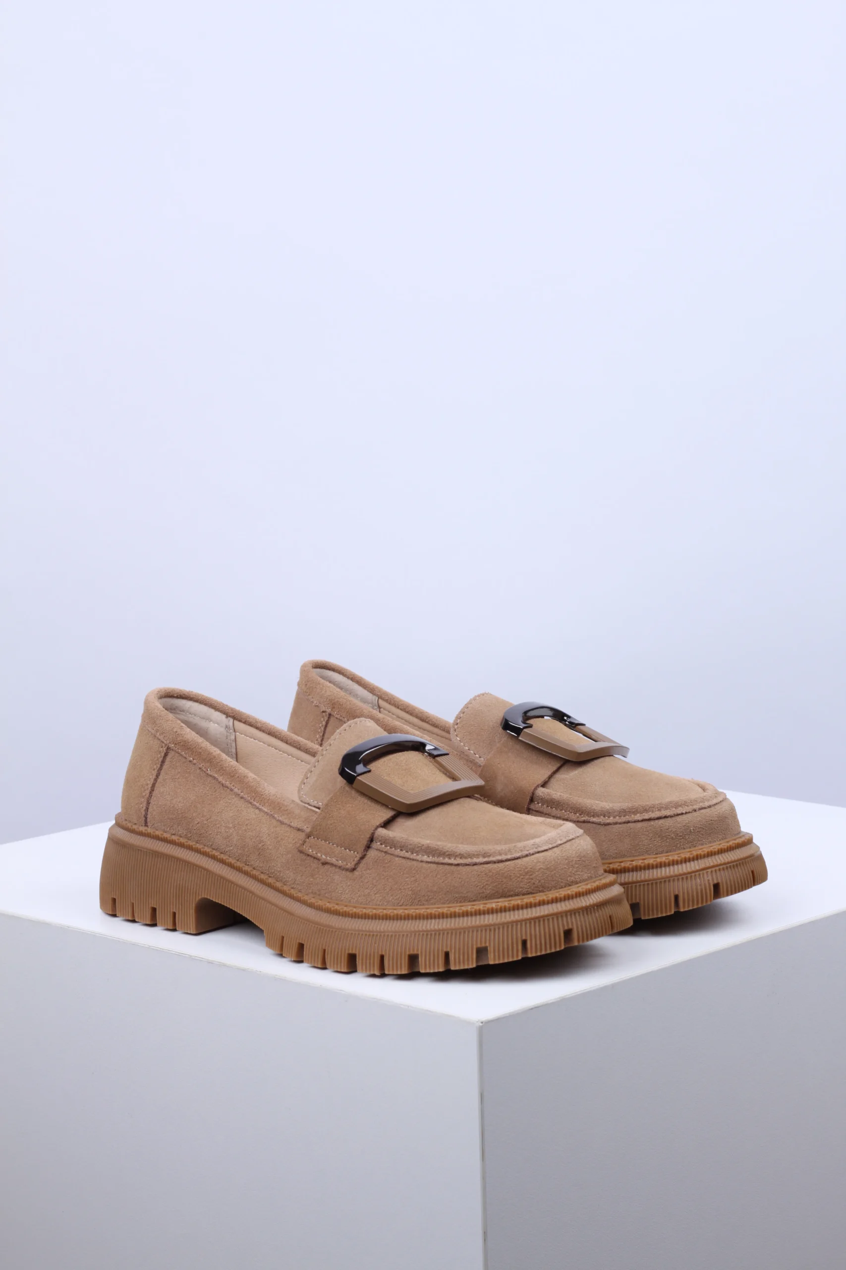 IMG_8028 copy Ženske Mokasine 3027-3 velur bež - Slika 1