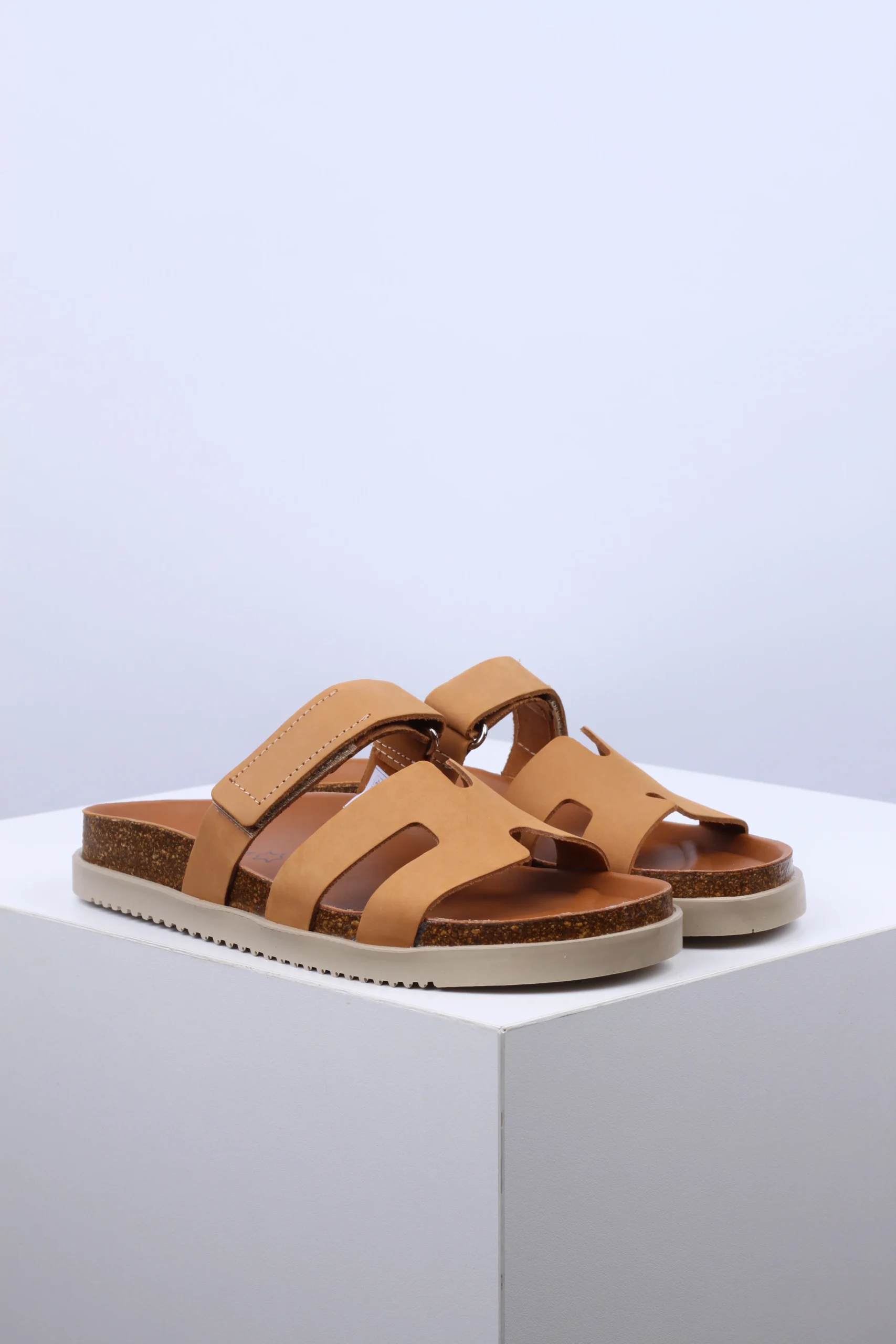 Ženske Papuče D-600 braon