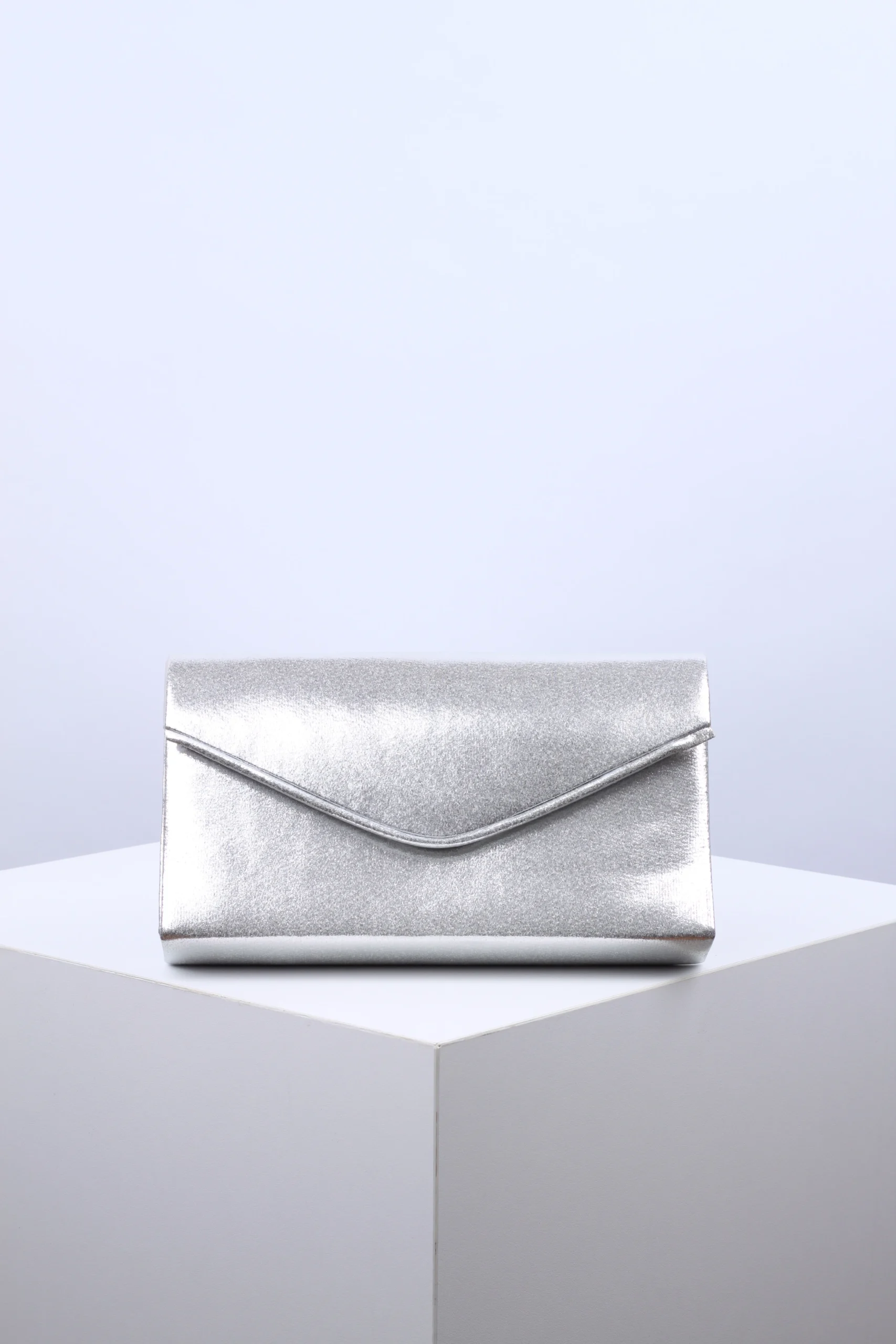 Pismo Torba 864 srebrna